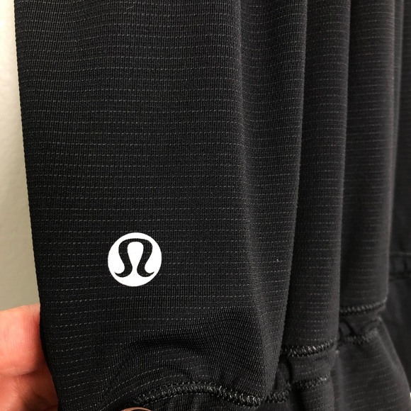 Lululemon Run Times Tank Luxtreme 4 Black Cream Stripe Drawstring Cinched Waist - Picture 7 of 13